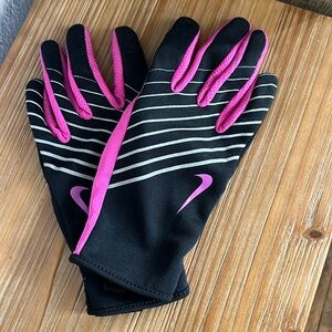 Nike Perfromance Run Gloves